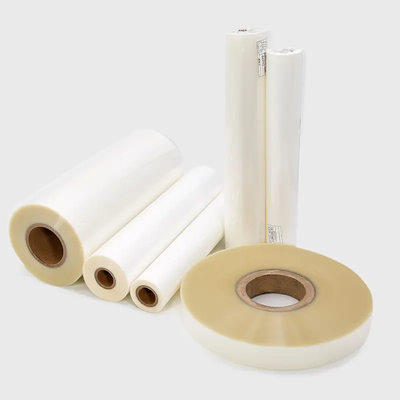 0.25mm Couleur solide haute brillante douce touche plastique PETG PET Tableaux de meubles Ruloir de film de protection pour la stratification
